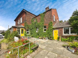 External- click for photo gallery